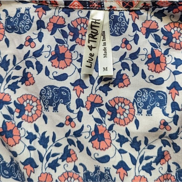 Live 4 Truth Floral Jacquard Elephant Kimono Coverup, Medium - Picture 7 of 7